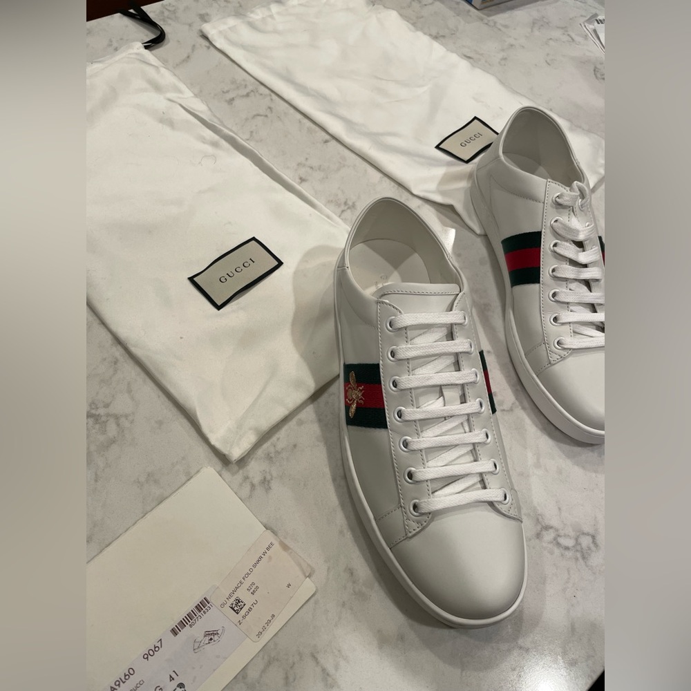 Gucci Ace Bee Embroidered Sneakers